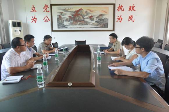 扶貧項(xiàng)目資金多,信訪問(wèn)題多,開(kāi)展扶貧領(lǐng)域問(wèn)題駐點(diǎn)巡察,發(fā)現(xiàn)扶貧政策落實(shí)不到位,向扶貧資金財(cái)物“動(dòng)奶酪,干部作風(fēng)不實(shí),侵害群眾利益問(wèn)題,廉政教育