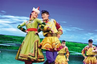 大力弘揚烏蘭牧騎優(yōu)良傳統(tǒng) 永遠做草原上的“紅色文藝輕騎兵”