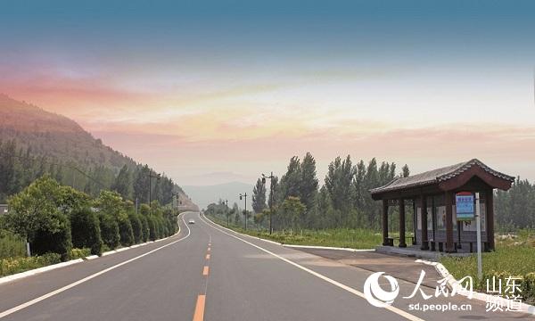 寬敞明亮的鄉(xiāng)村公路