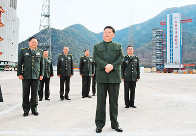 向全體解放軍指戰(zhàn)員武警部隊(duì)官兵民兵預(yù)備役人員致以新春祝福
