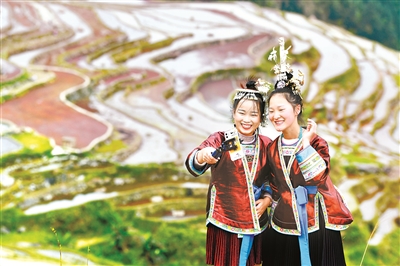 脫貧攻堅精神：創(chuàng)造彪炳史冊的人間奇跡