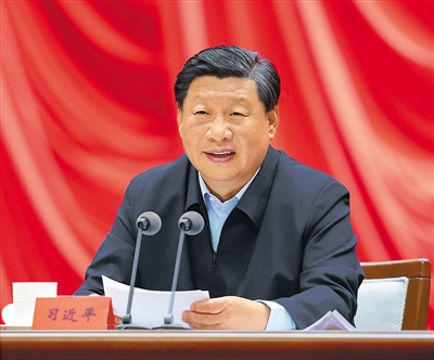 9月1日，2021年秋季學(xué)期中央黨校（國家行政學(xué)院）中青年干部培訓(xùn)班在中央黨校開班。中共中央總書記、國家主席、中央軍委主席習(xí)近平在開班式上發(fā)表重要講話。新華社記者 申宏 攝
