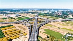 國內里程最長智慧高速通車 更聰明的路 更便捷的“行”