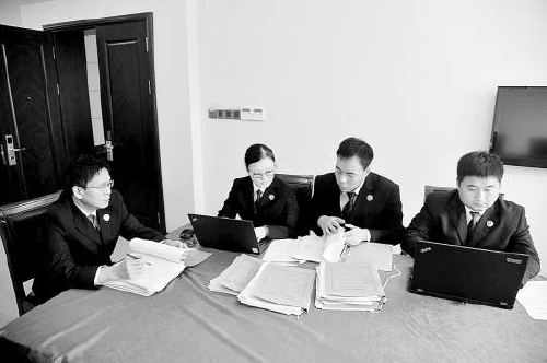 山東一區(qū)長成囚徒 “花式”貪污受賄200余萬元